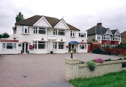 Nonsuch Park Hotel Epsom Buitenkant foto